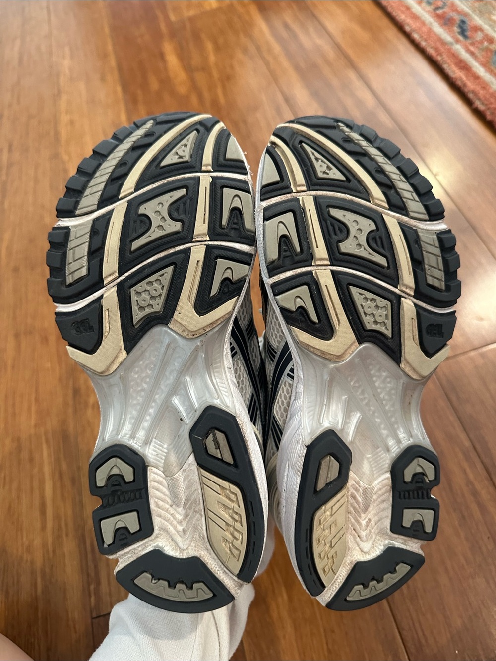 ASICS Women’s Gel-Kayano 14 White/Midnight - Picture 9 of 10